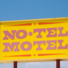 No-Tel Motel sign