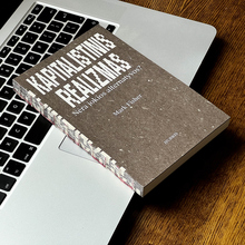 <cite>Kapitalistinis realizmas</cite> by Mark Fisher