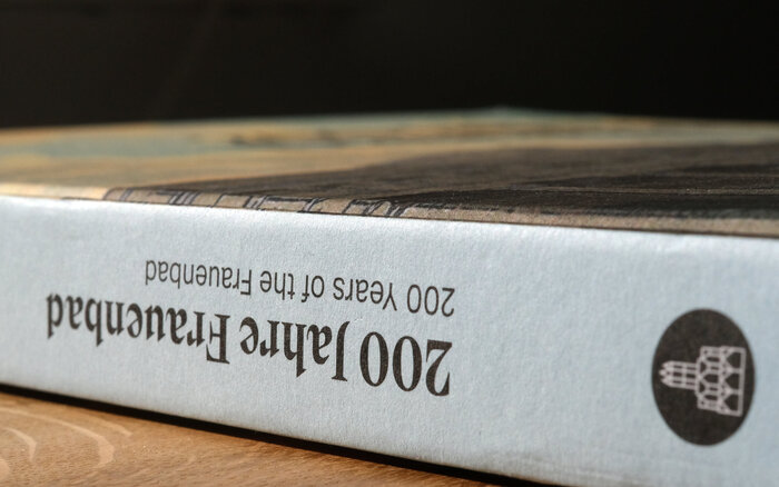 200 Years of the Frauenbad catalog 10