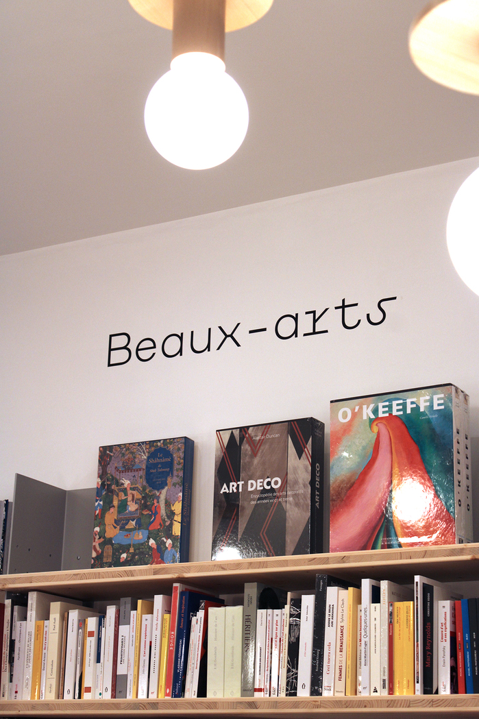 NordEst bookstore 5