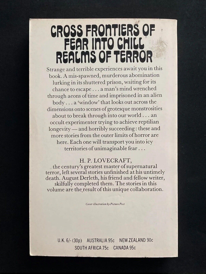 The Shuttered Room and Other Tales of Horror by H.P. Lovecraft and August Derleth (Panther, 1970) 2