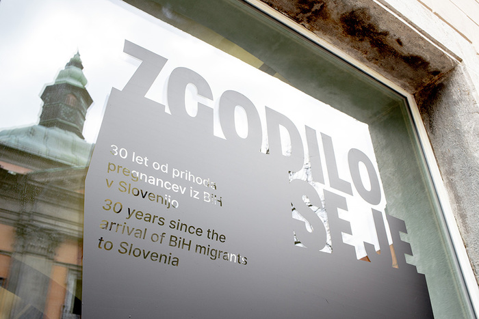 Zgodilo se je čisto blizu nas at Match Gallery 1