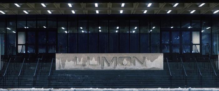 Manifold Extended CF for the Lumon Industries logo in concrete