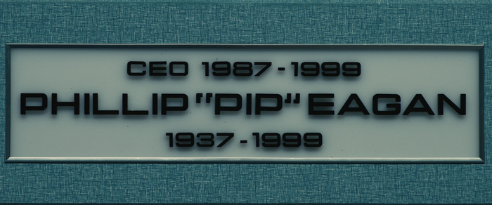 Manifold Extended CF for the wax figure name plaques