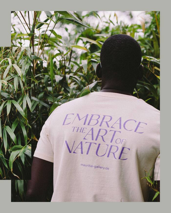 “Embrace the Art of Nature” t-shirts by Mauritia Gallery 4