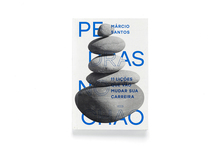 <cite>Pedras no chão</cite> by Márcio Santos