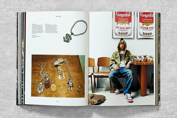 Ice Cold. A Hip-Hop Jewelry History by Vikky Tobak 7
