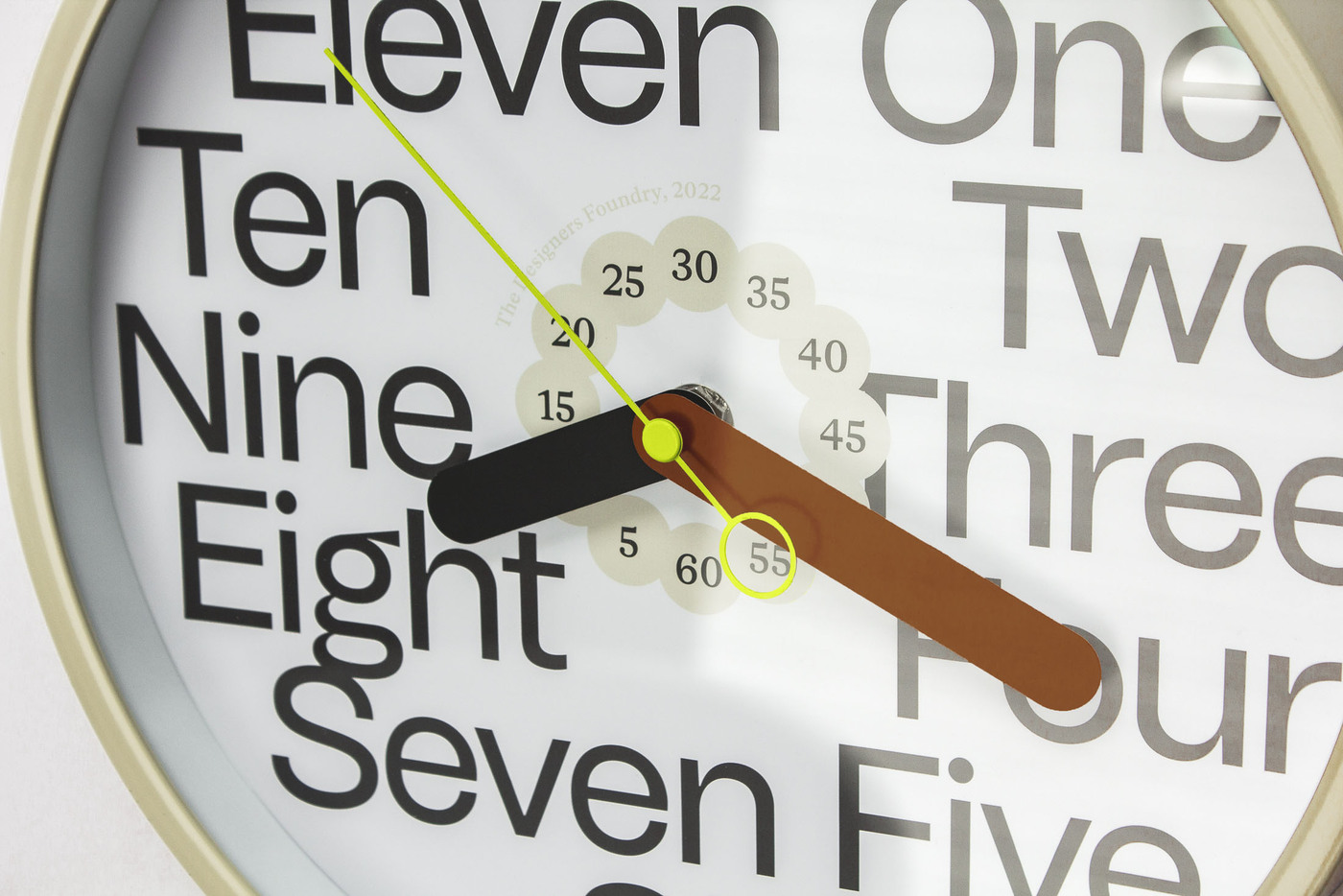 TDF 10th anniversary clock