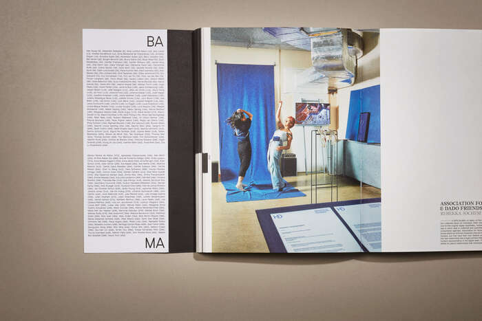 Project page with front wayfinding index shown