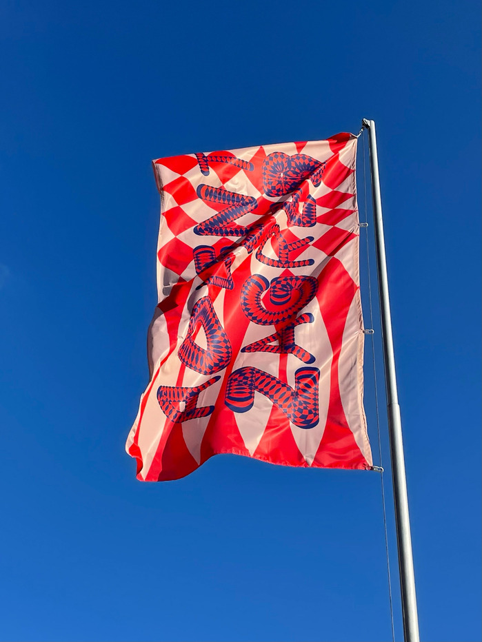 Flag for Advent Zagreb using the inner moiré of Purple Haze as background pattern