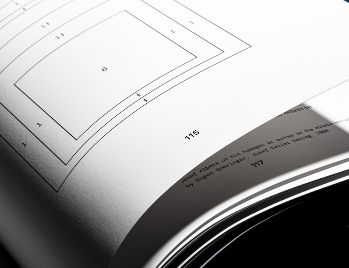 Josef Albers. Colors in Play exhibition catalog 5