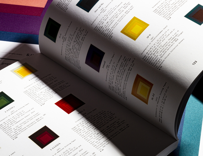 Josef Albers. Colors in Play exhibition catalog 4