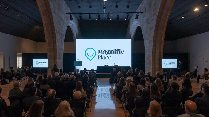 Magnific Place 2