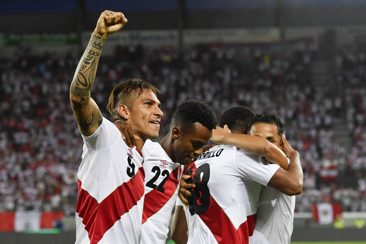 Peru World Cup 2018 football kit - Fonts In Use