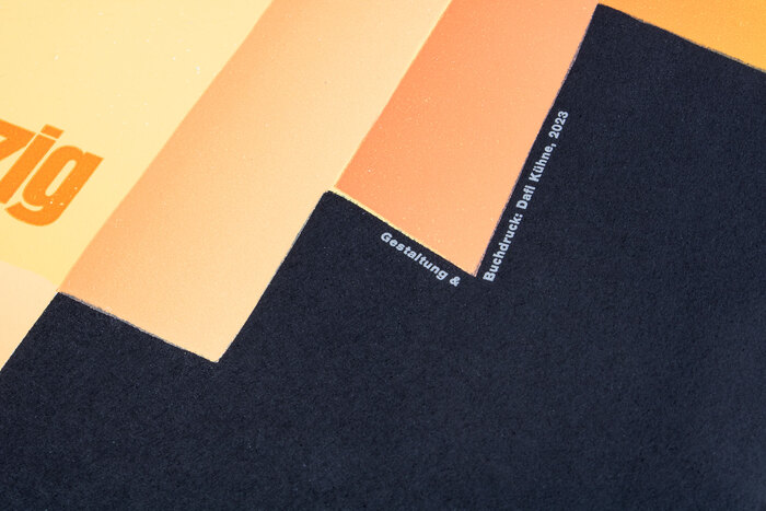 Tag line in Akzidenz-Grotesk (metal type)