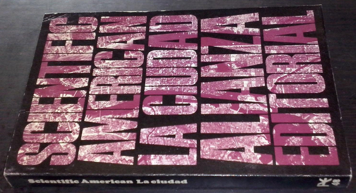 The spine lettering is in .