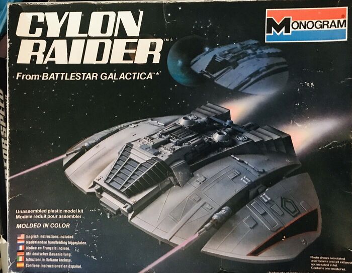 Cylon Raider