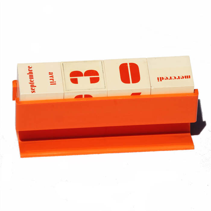 Mid-century perpetual desk calendar 3