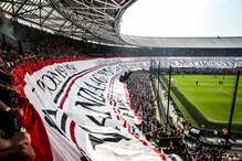 “Feyenoord, wat gaan we doen vandaag” banner