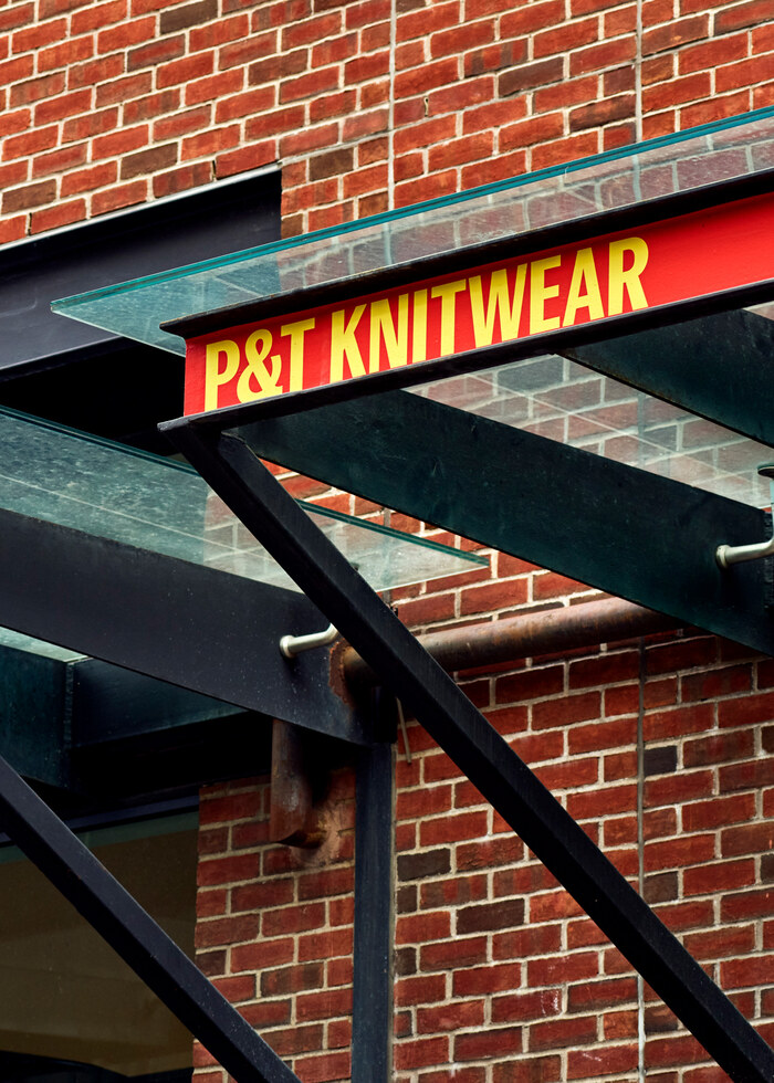 P&amp;T Knitwear identity and store 3