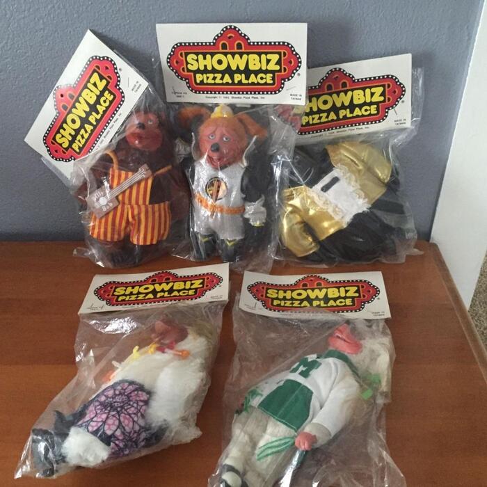 A set of five vintage Rock-afire Explosion dolls