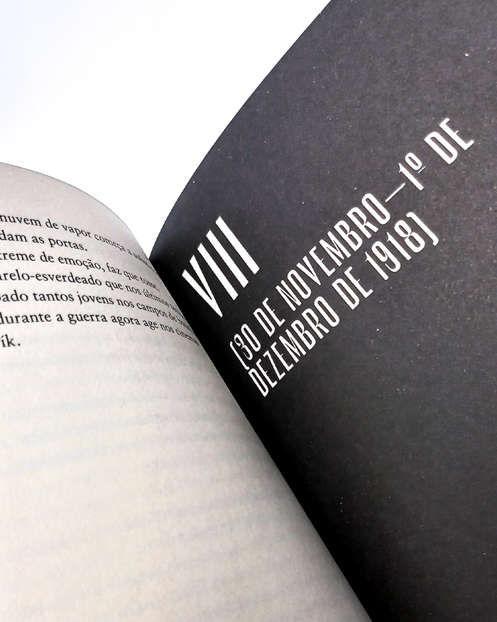 Chapter titles using Le Murmure