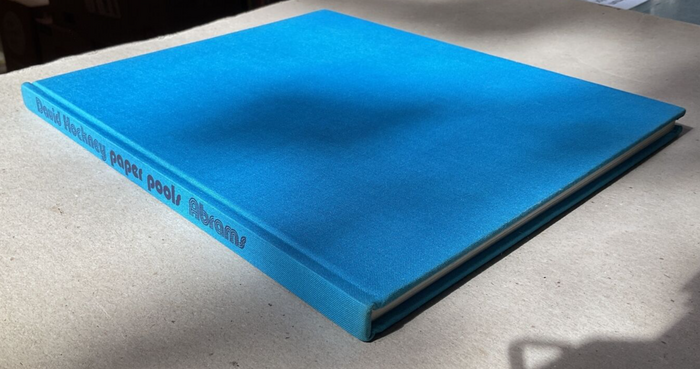 Cover and spine of the U.S. hardback edition by Abrams, 1980. The names of the artist and the publisher are in , the title in Pump.