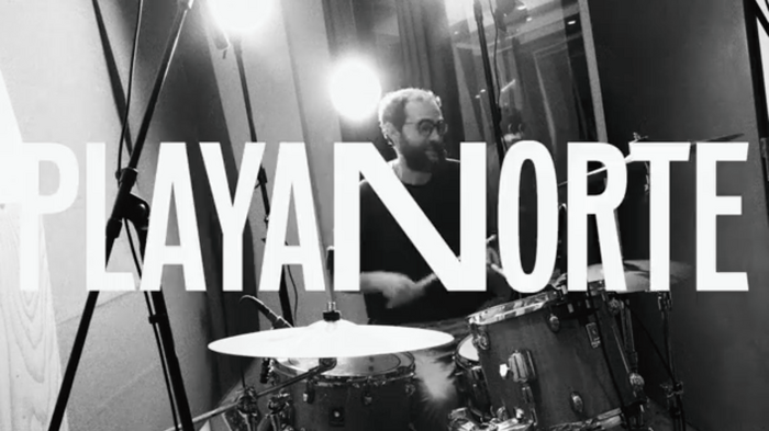 Still from the music video for “La primera vez que viste el mar”