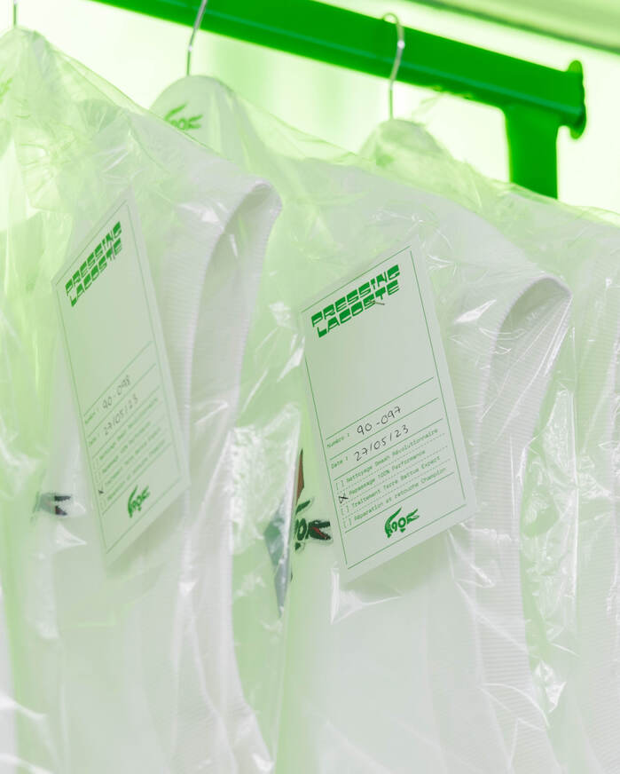 Pressing Lacoste 15