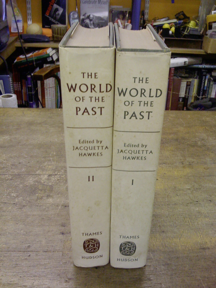 The World of the Past by Jacquetta Hawkes (Thames and Hudson) 3