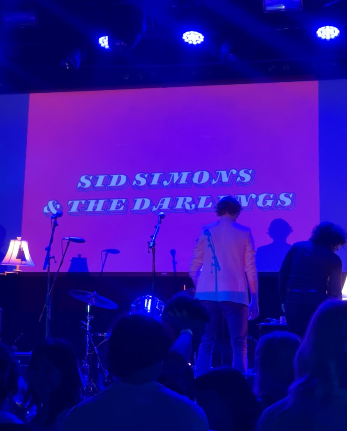 Sid Simons &amp; The Darlings stage graphics 4