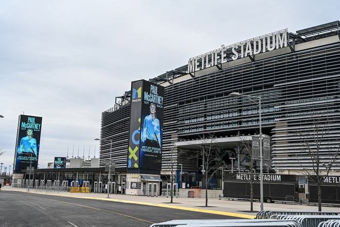 Paul McCartney digital screens at MetLife Stadium