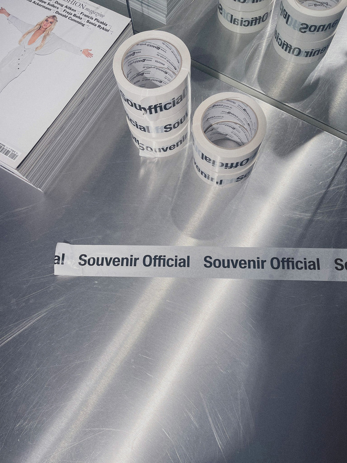 Souvenir Official branding 7