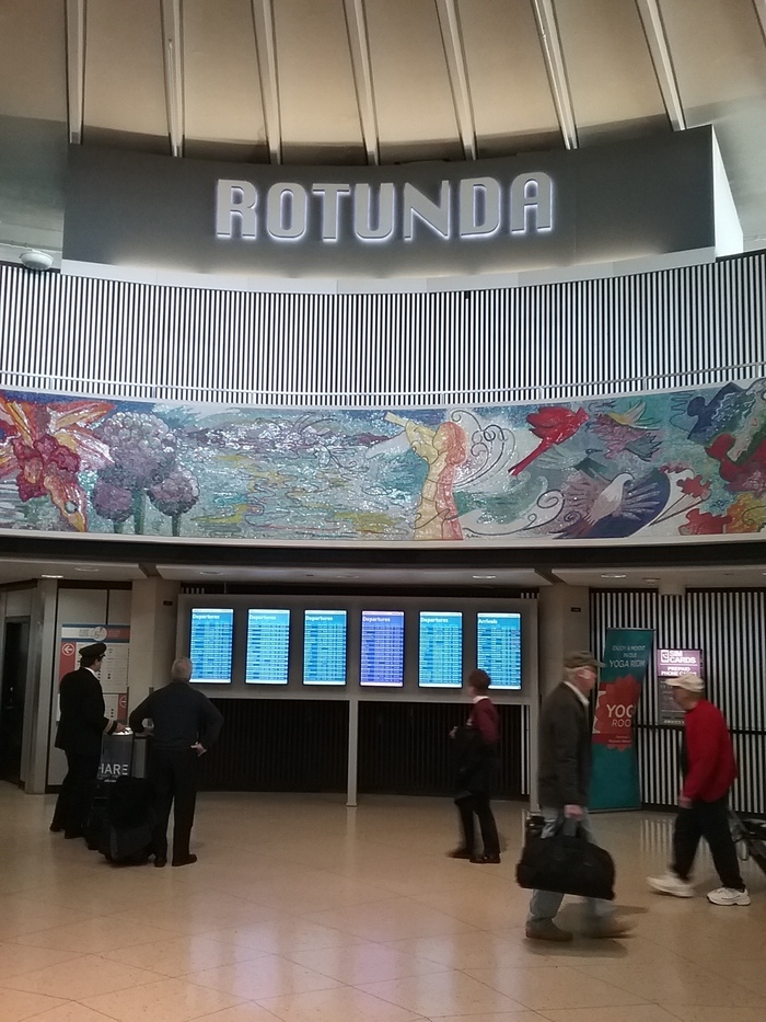 Rotunda at O’Hare International Airport 4