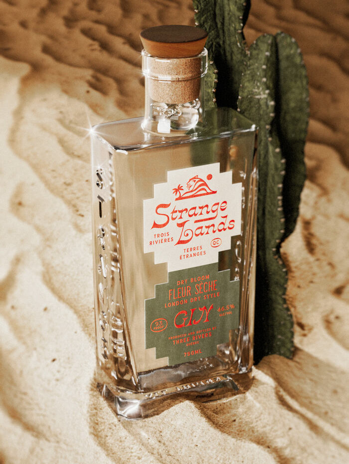 Strange Lands Gin 4