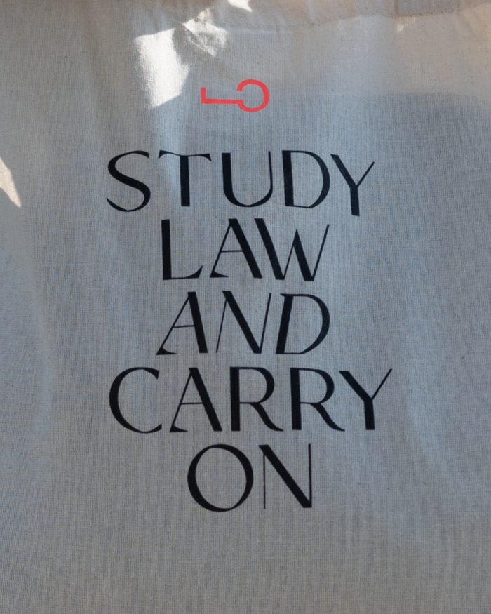 “Study Law and Carry On” bag by Clavisto 4