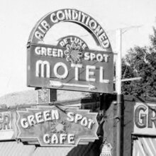 Green Spot Cafe sign
