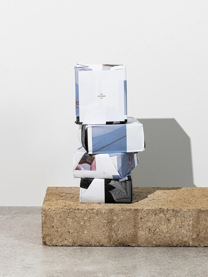 Voyager, Royal College of Art Fashion 2021 2