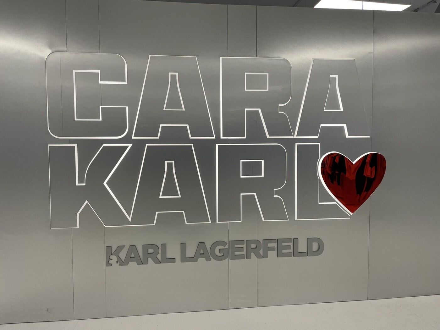 CARA ♥ KARL