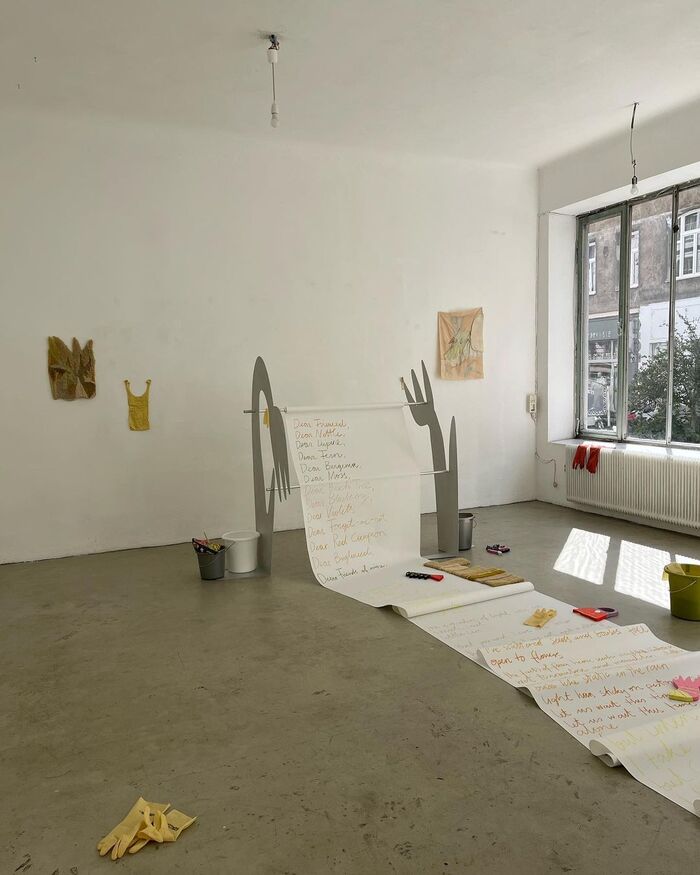Bettina Willnauer – After Weeks of Yellow (I found a Friend...) exhibition 5