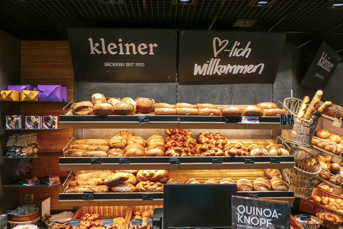 Kleiner Bäckerei-Konditorei 6