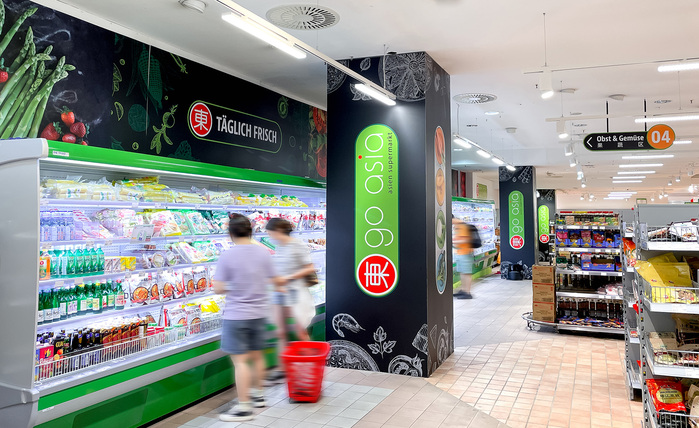 Go Asia Stuttgart wayfinding 3