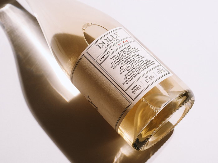 Molly Dolly packaging 7