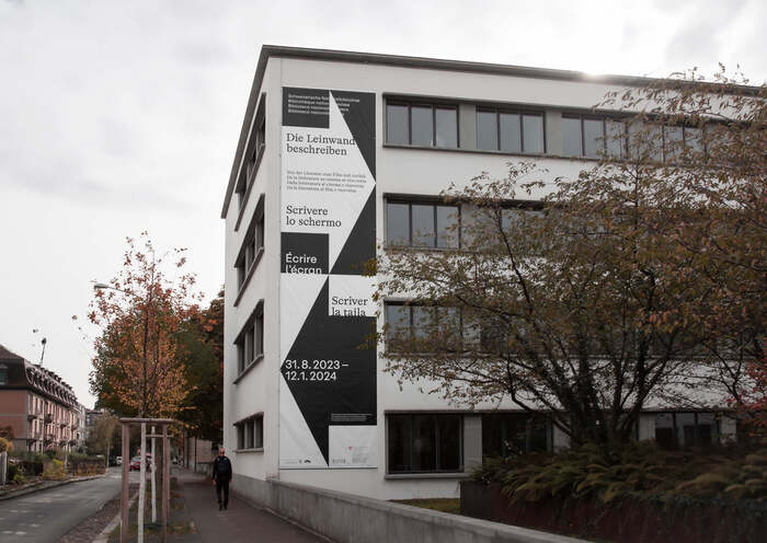 Die Leinwand beschreiben 2