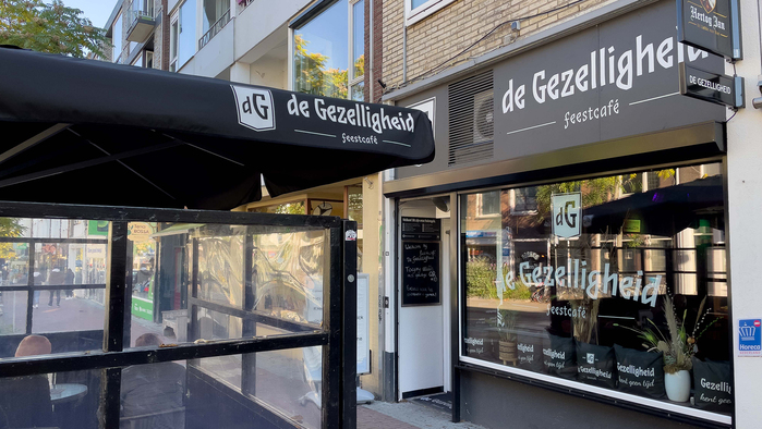 Feestcafé de Gezelligheid 1