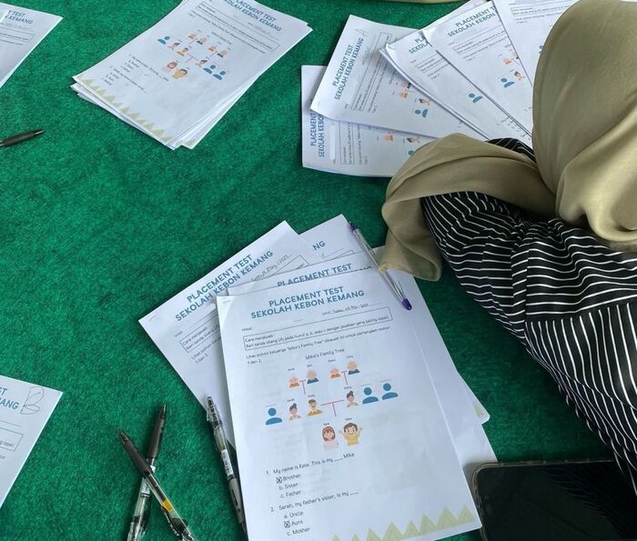 Sekolah Kebon Kemang educational materials 2