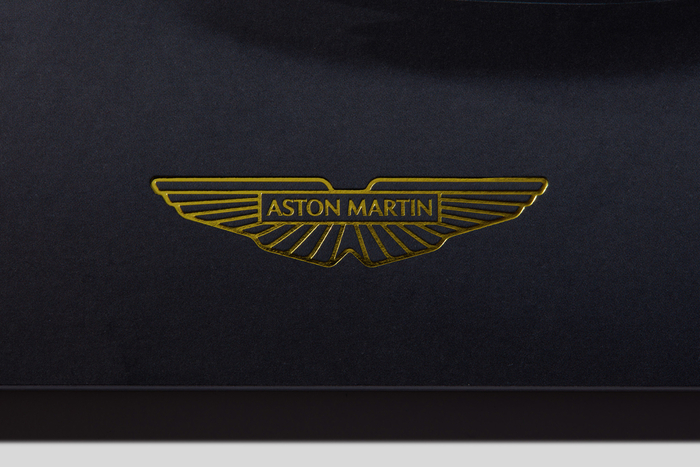 Aston Martin Magazine 6