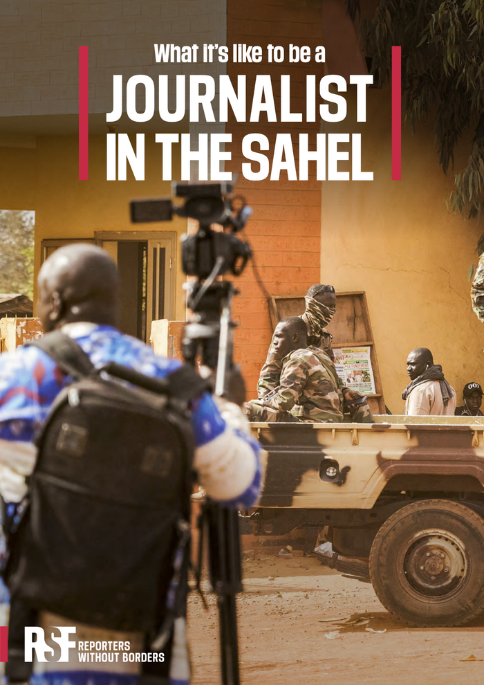 Cover of What It’s Like to Be a Journalist in the Sahel (2023). Publication design by Stéphanie Barcelo.