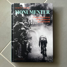 <cite>Monumenter</cite> by Tonny Vorm