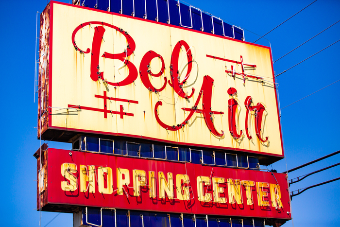 Bel Air Shopping Center sign,  Jackson, Mississippi 2